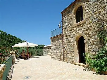 Agriturismo Cefalu Guest House Вилла