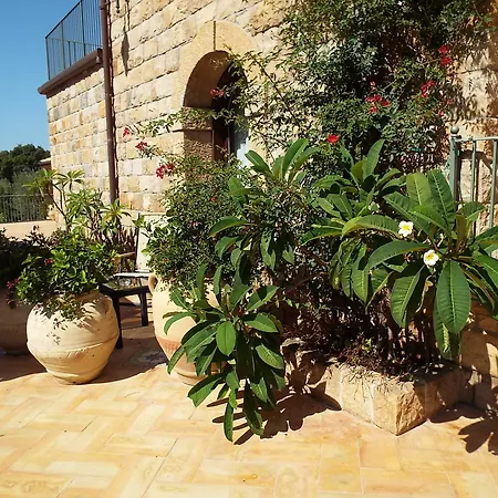 Agriturismo Cefalu Guest House Чефалу